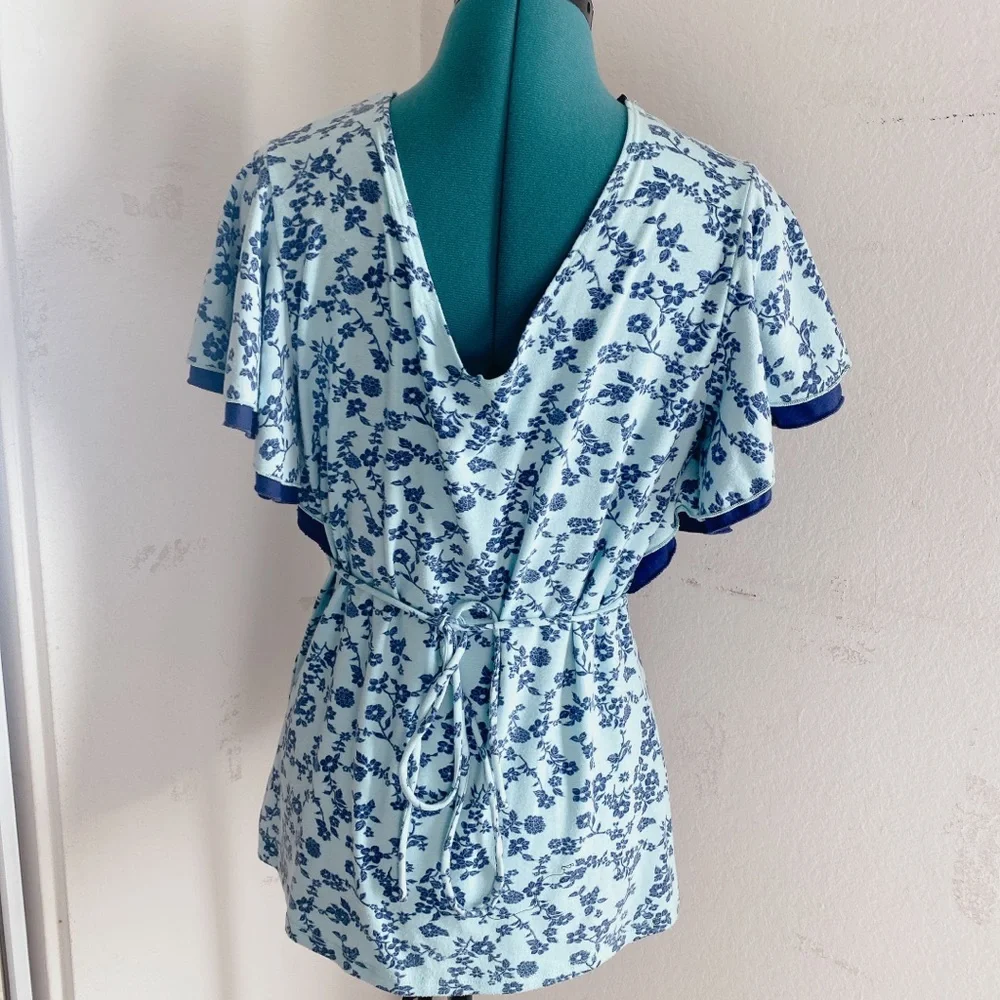 SOLD FLORAL Ruffle Blouse size L - Picture 14 of 16